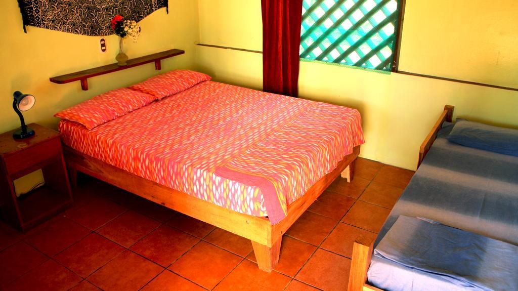 Hakuna Matata Hostel Cahuita Zimmer foto
