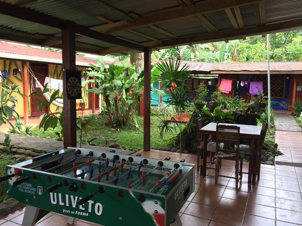 Hakuna Matata Hostel Cahuita Exterior foto