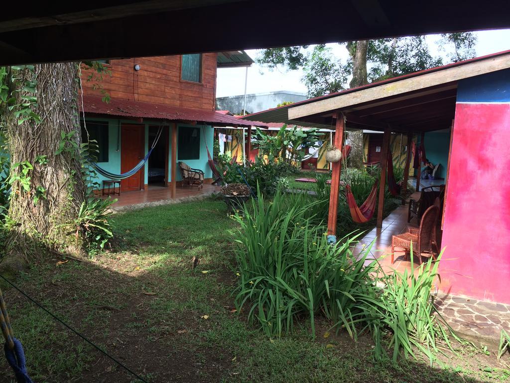 Hakuna Matata Hostel Cahuita Exterior foto